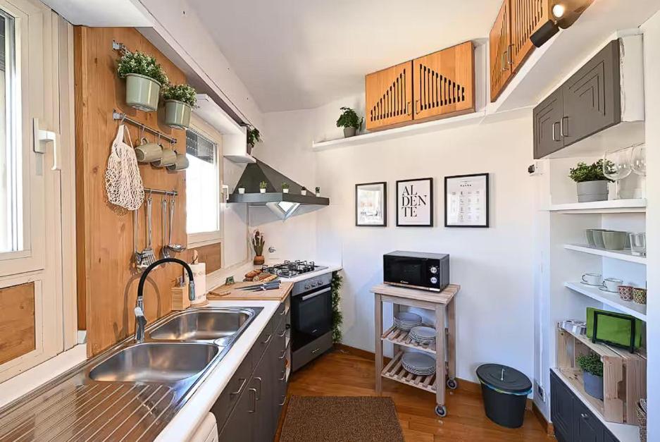 Apartment Beautiful Near Piazza Navona!